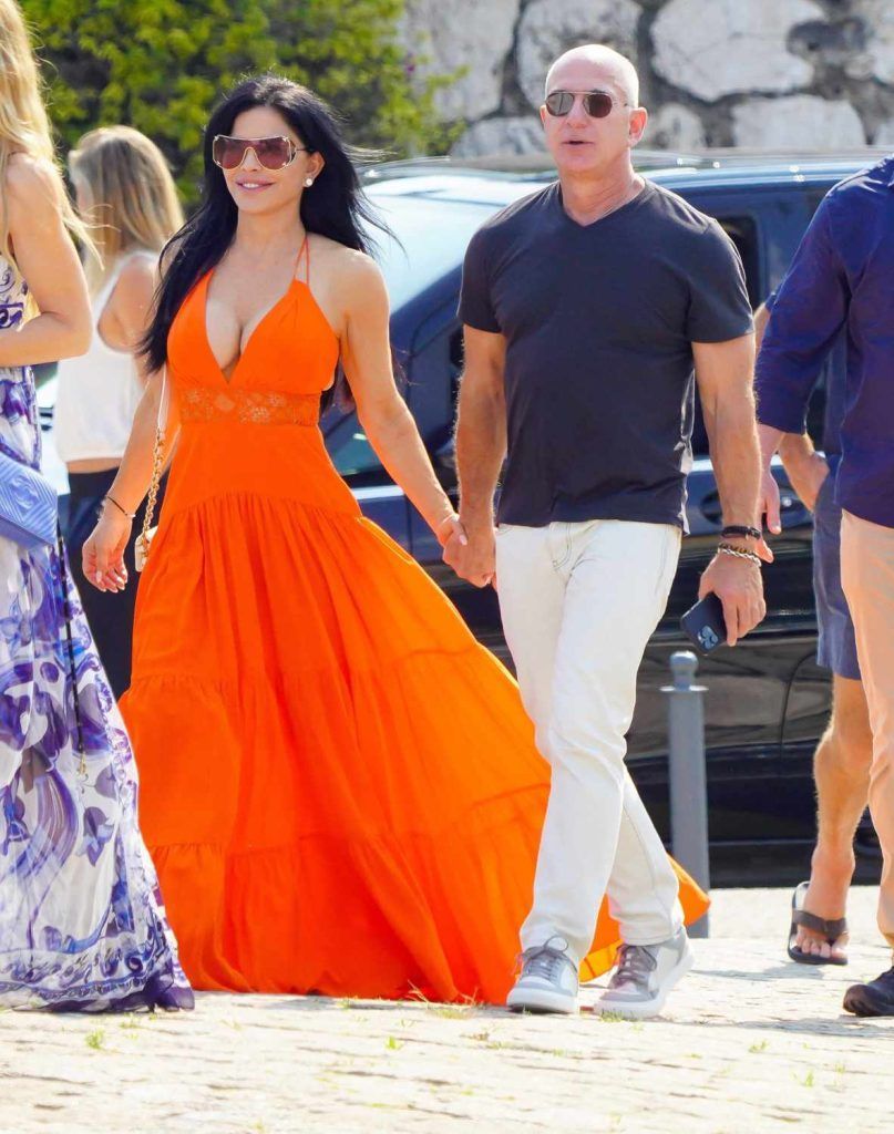 Summer yacht fashion: Recreate these famous celebrity boating outfits