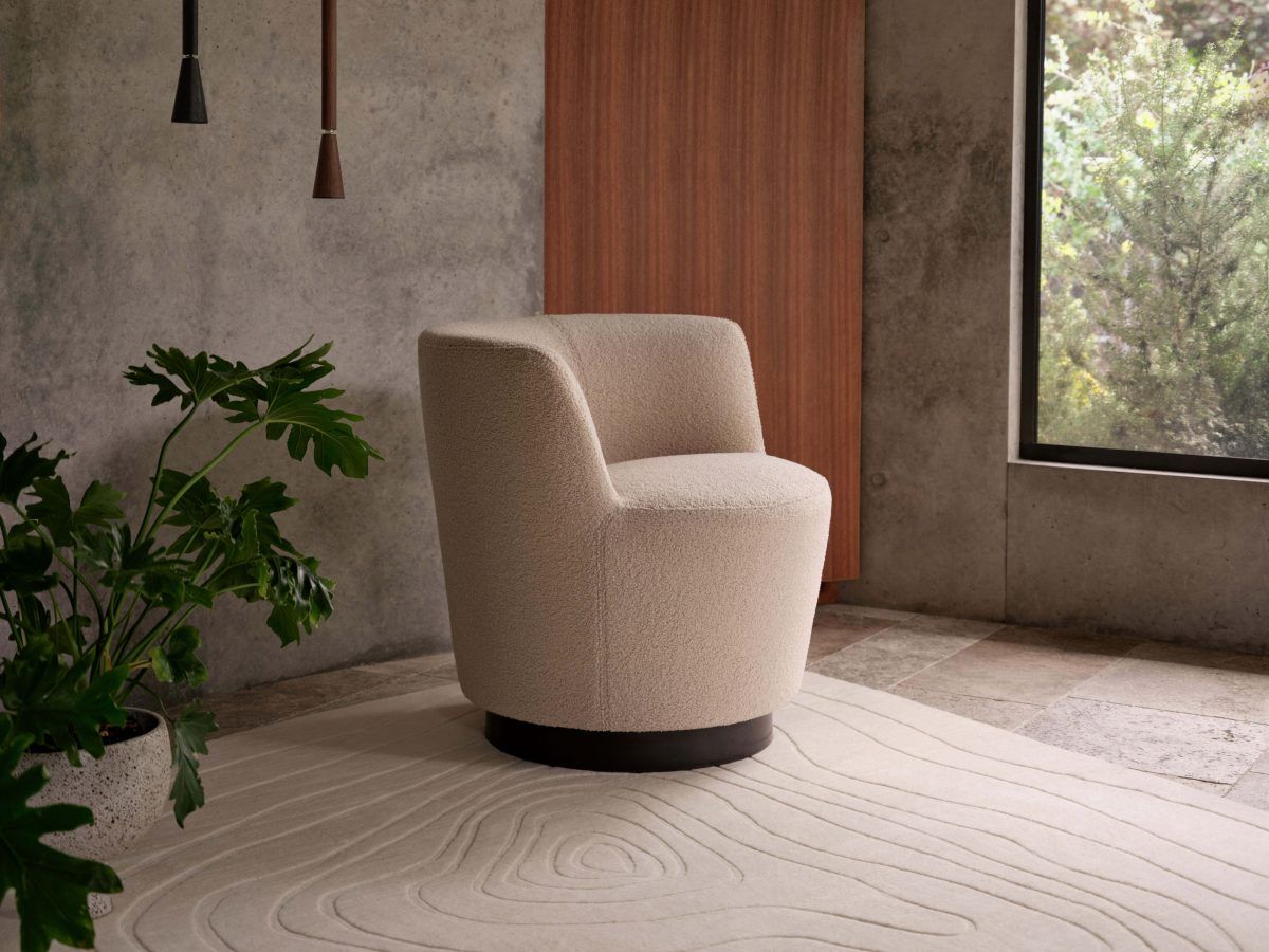 Embrace the elegance of curved furniture with King Living