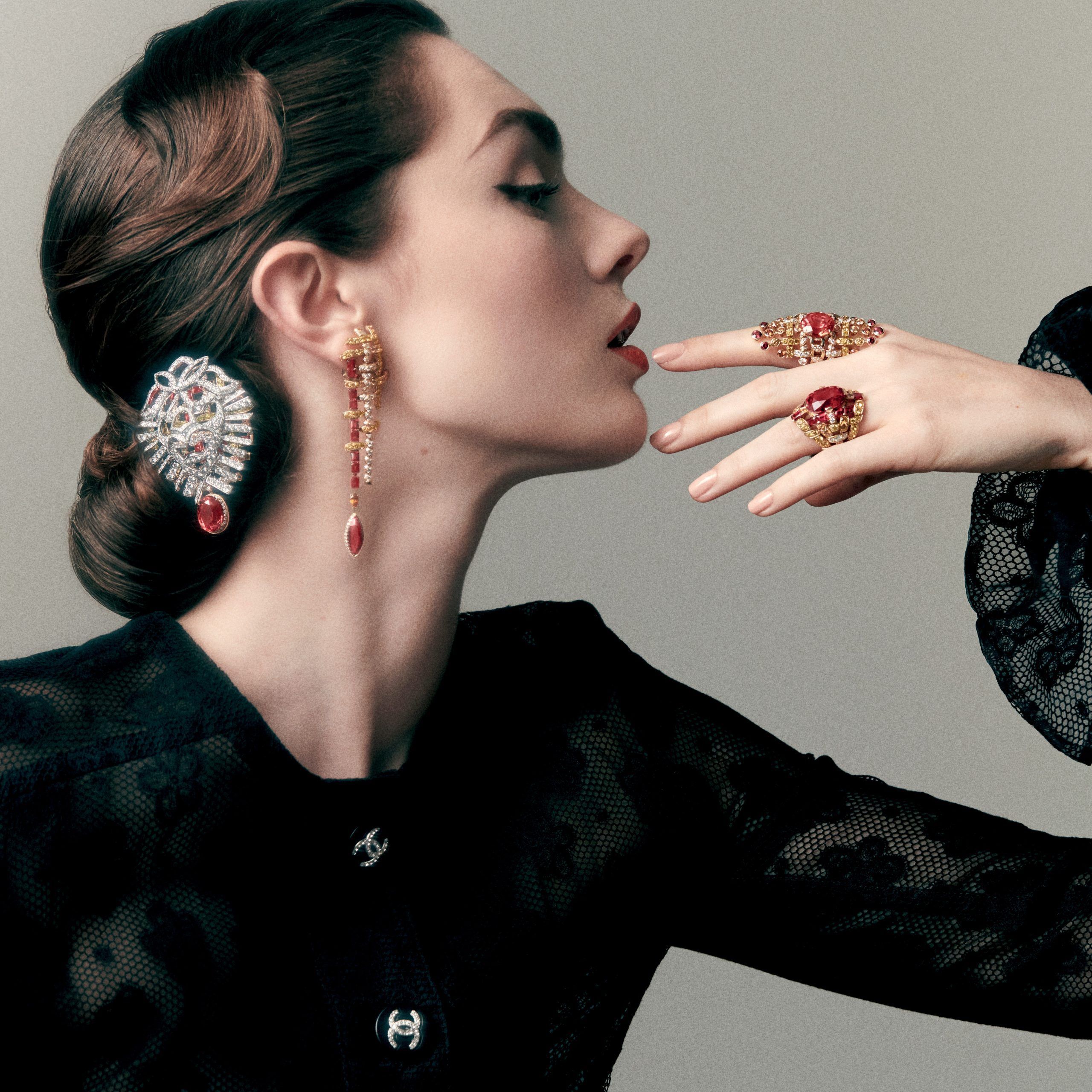 Tweed de Chanel is a dazzling tribute to Gabrielle Chanel's hallmarks