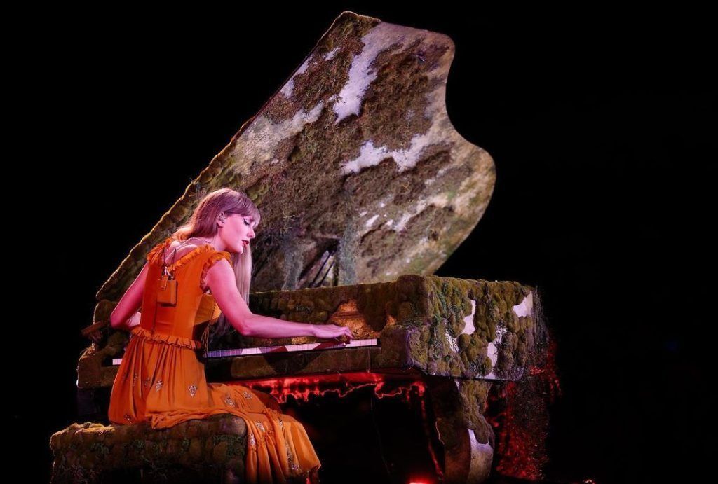 Diving into the enchanting guitar and piano collection of Taylor Swift