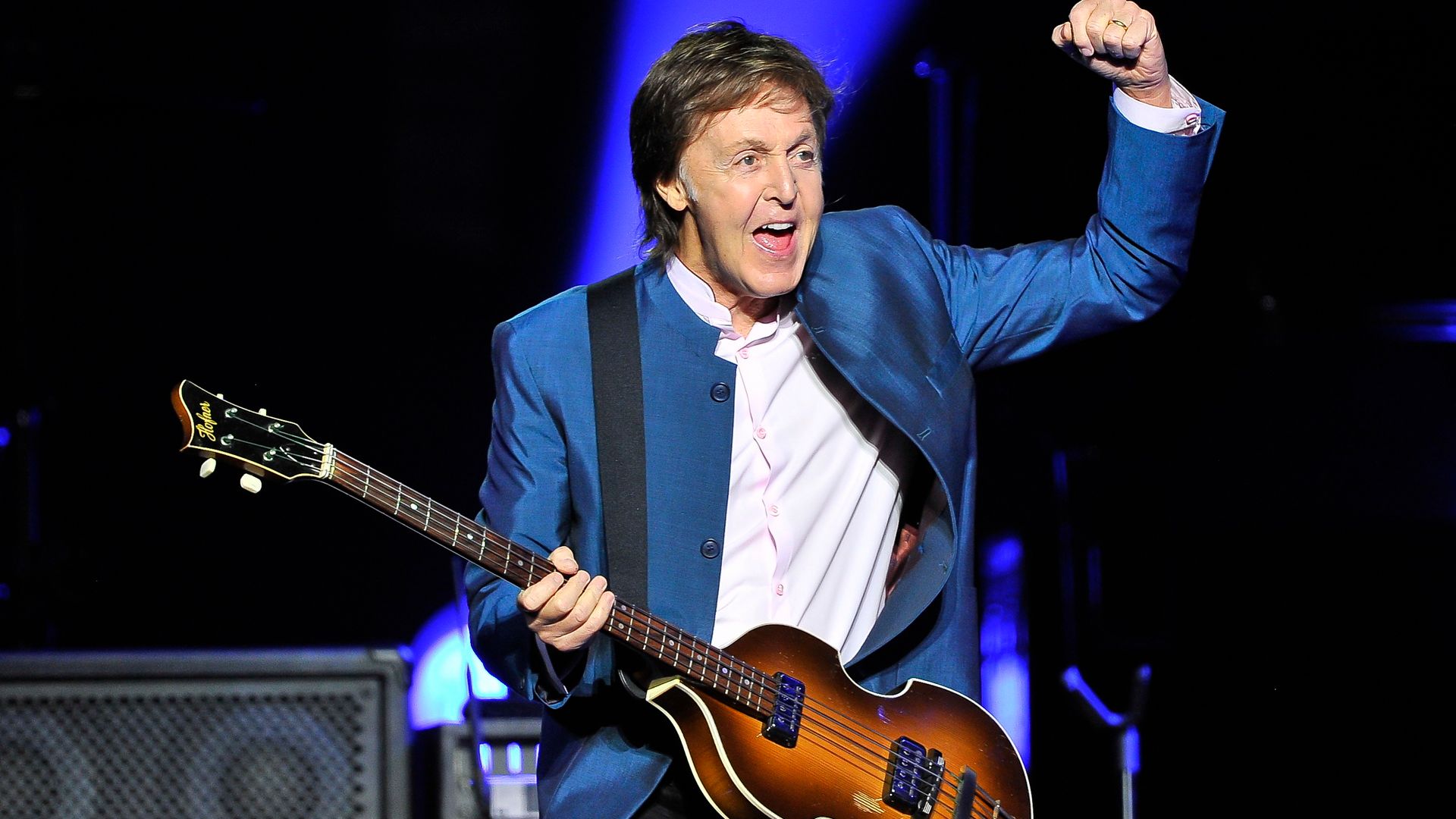 22 defining moments that contributed to the wealth, net worth, and career of Paul McCartney