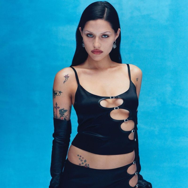 Get to know Gabbriette Bechtel, the new fiancée of The 1975’s Matty Healy