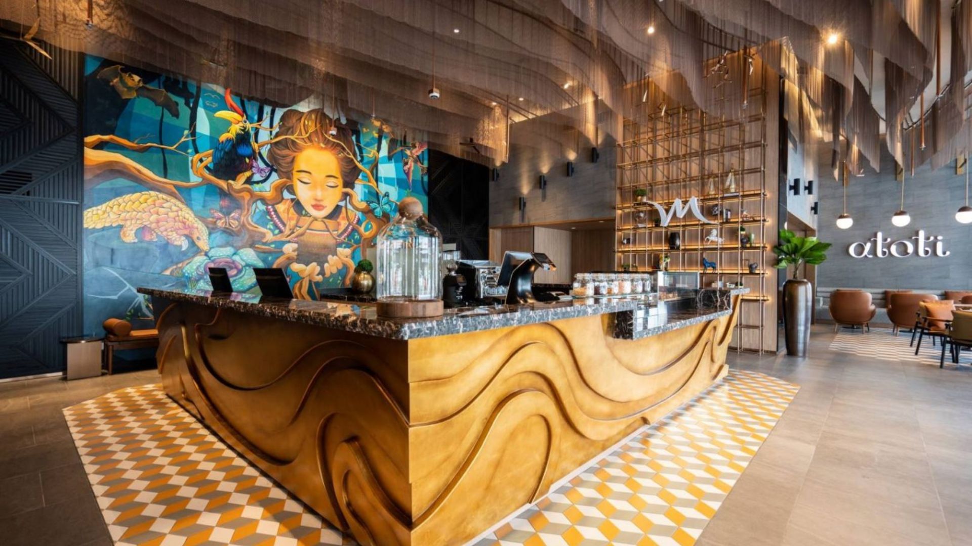 美里市中心美居酒店