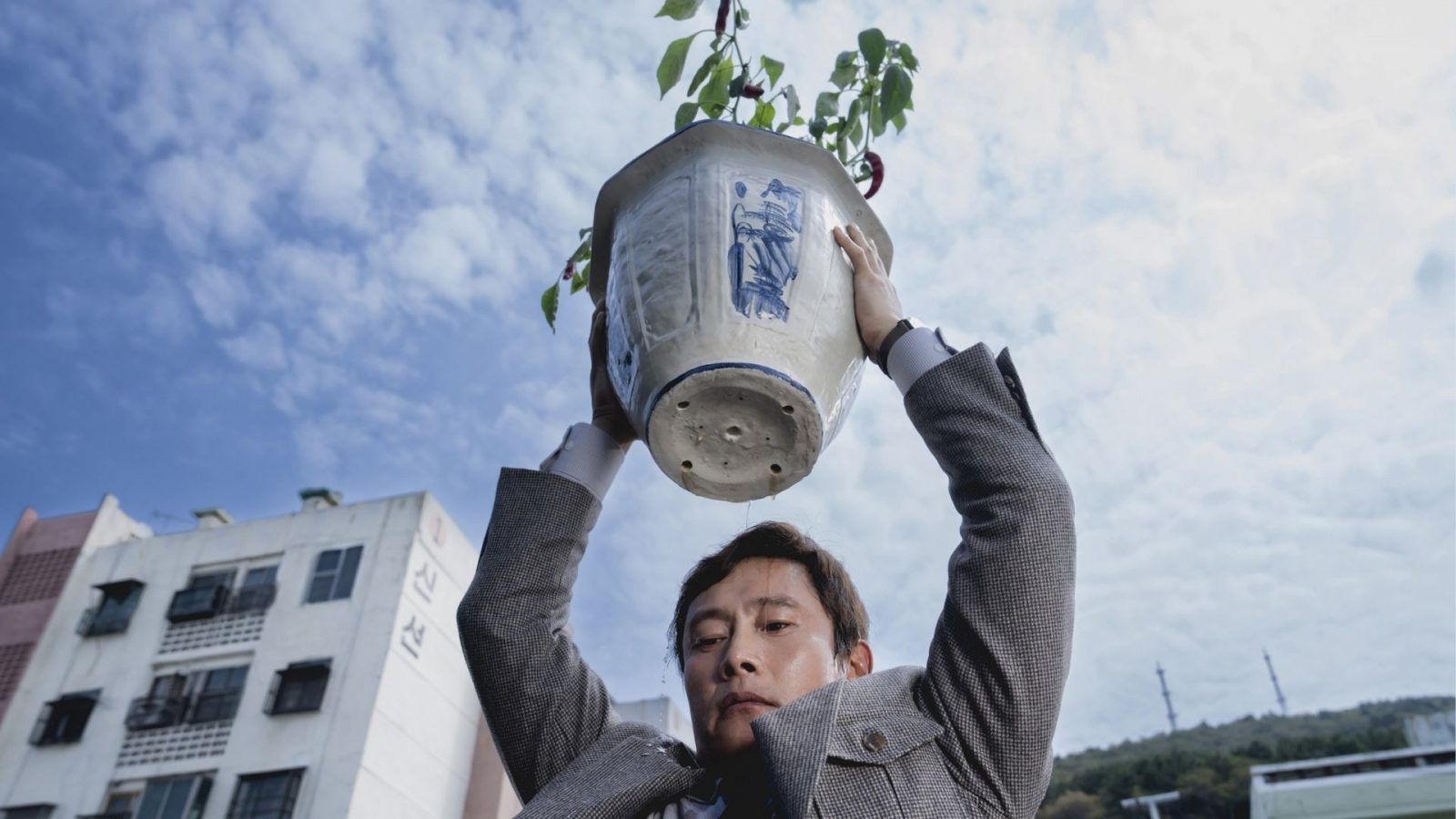 Busan International Film Festival 2025 opens with murder comedy