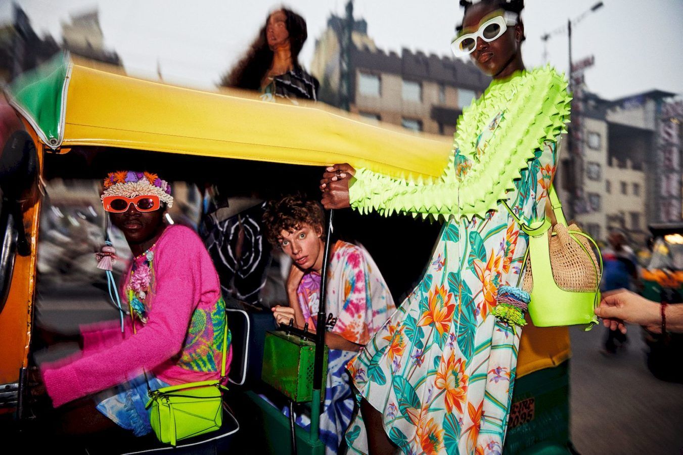The article: THE NEW LOEWE CAMPAIGN BRINGS PLAYFULNESS BACK TO LIFE