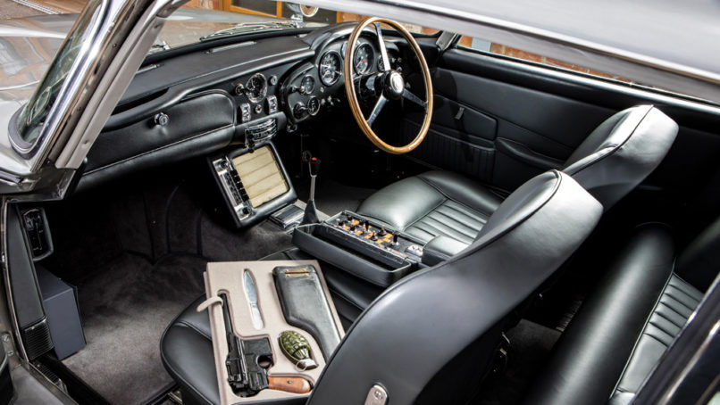 aston martin DB5