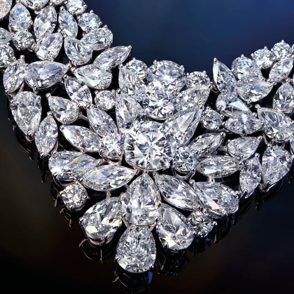 Infinity Necklace - Graff Diamonds | Graff diamonds, Graff jewelry,  Infinity necklace
