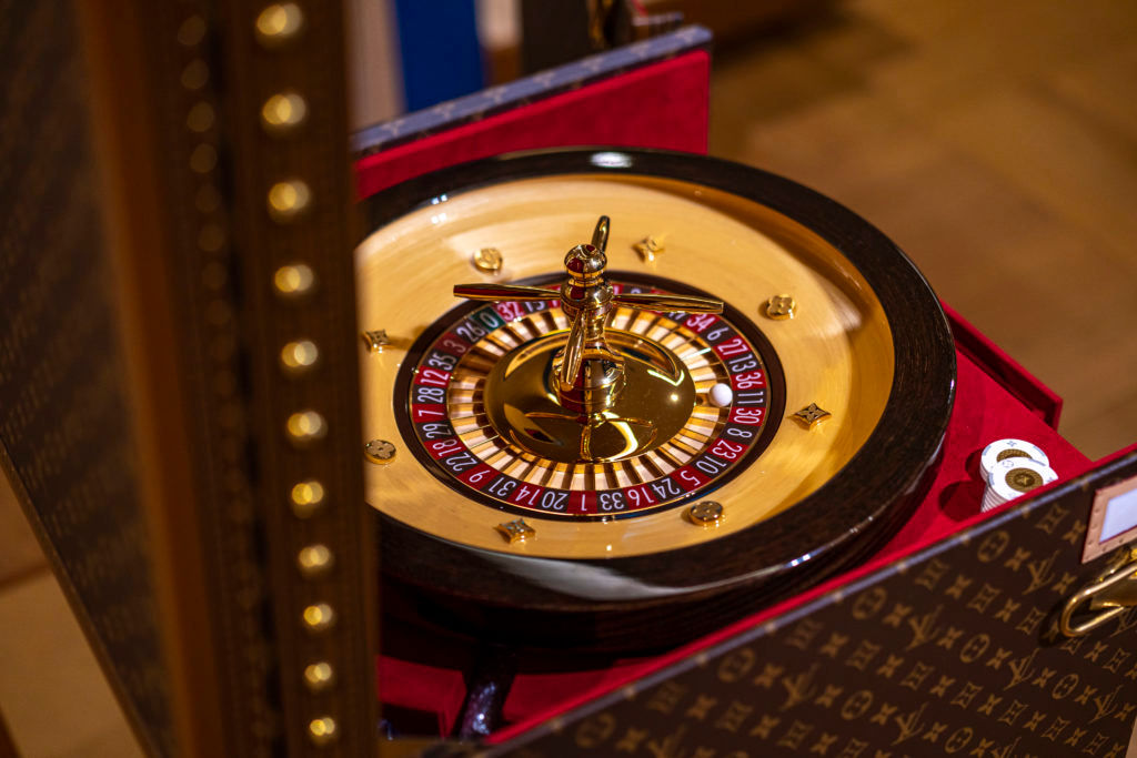 Unique Louis Vuitton Casino trunk. Containing Roulette, blackjack