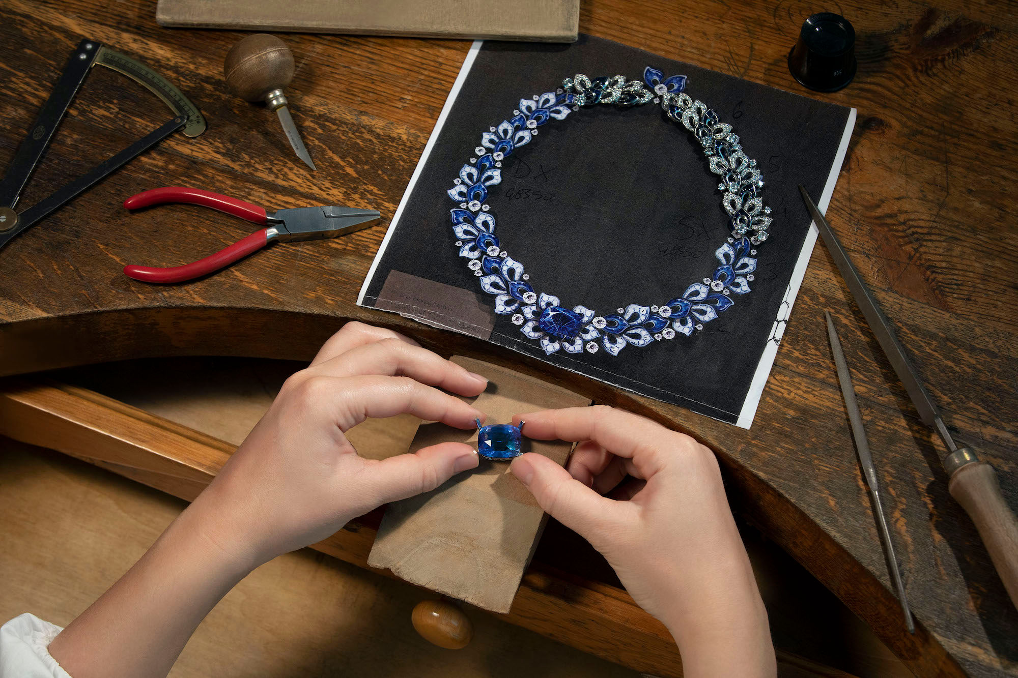 Barocko High Jewelry Necklace with Sapphires