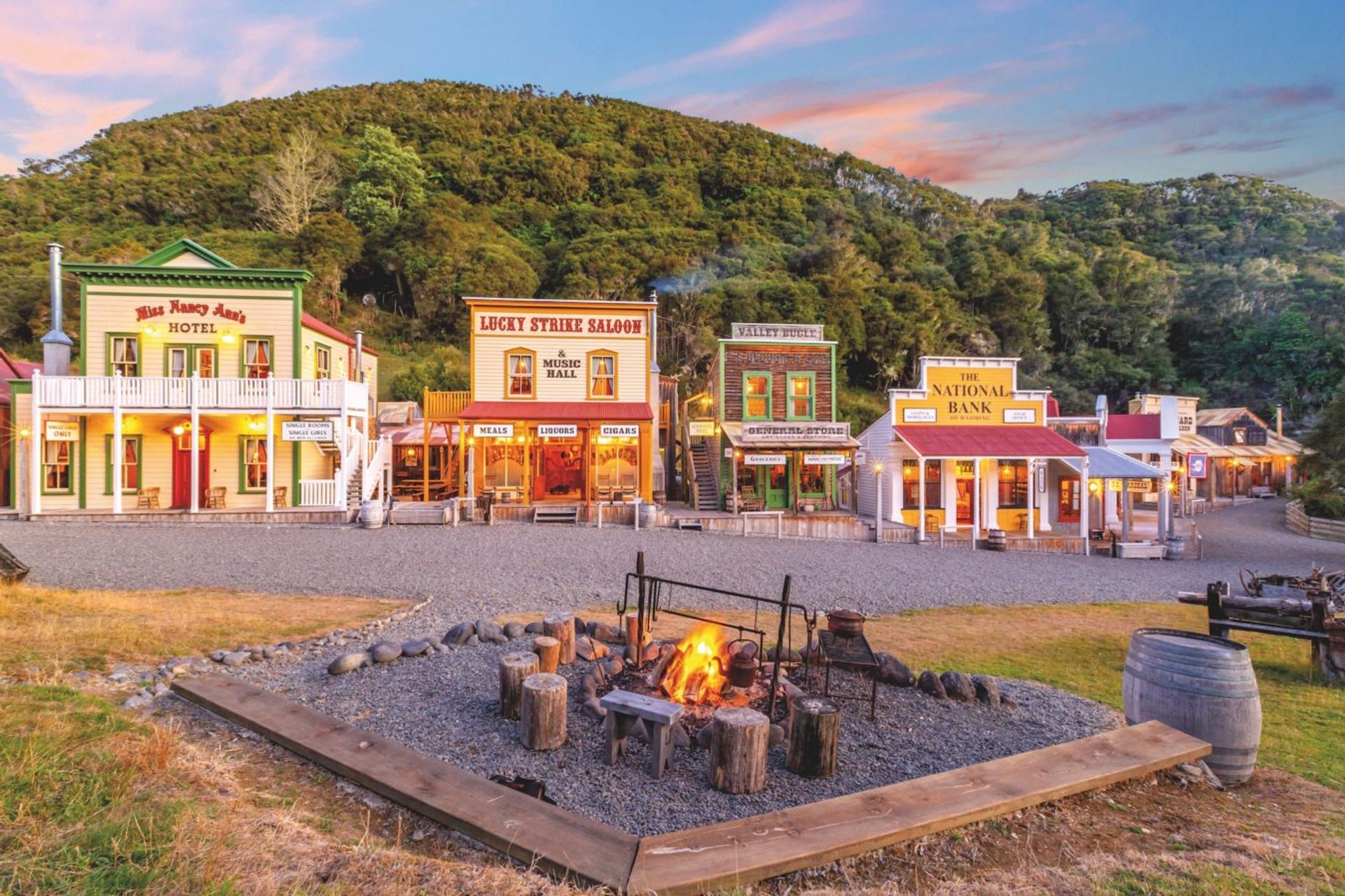 Buy a village Estates, towns and hamlets for sale in US and Europe