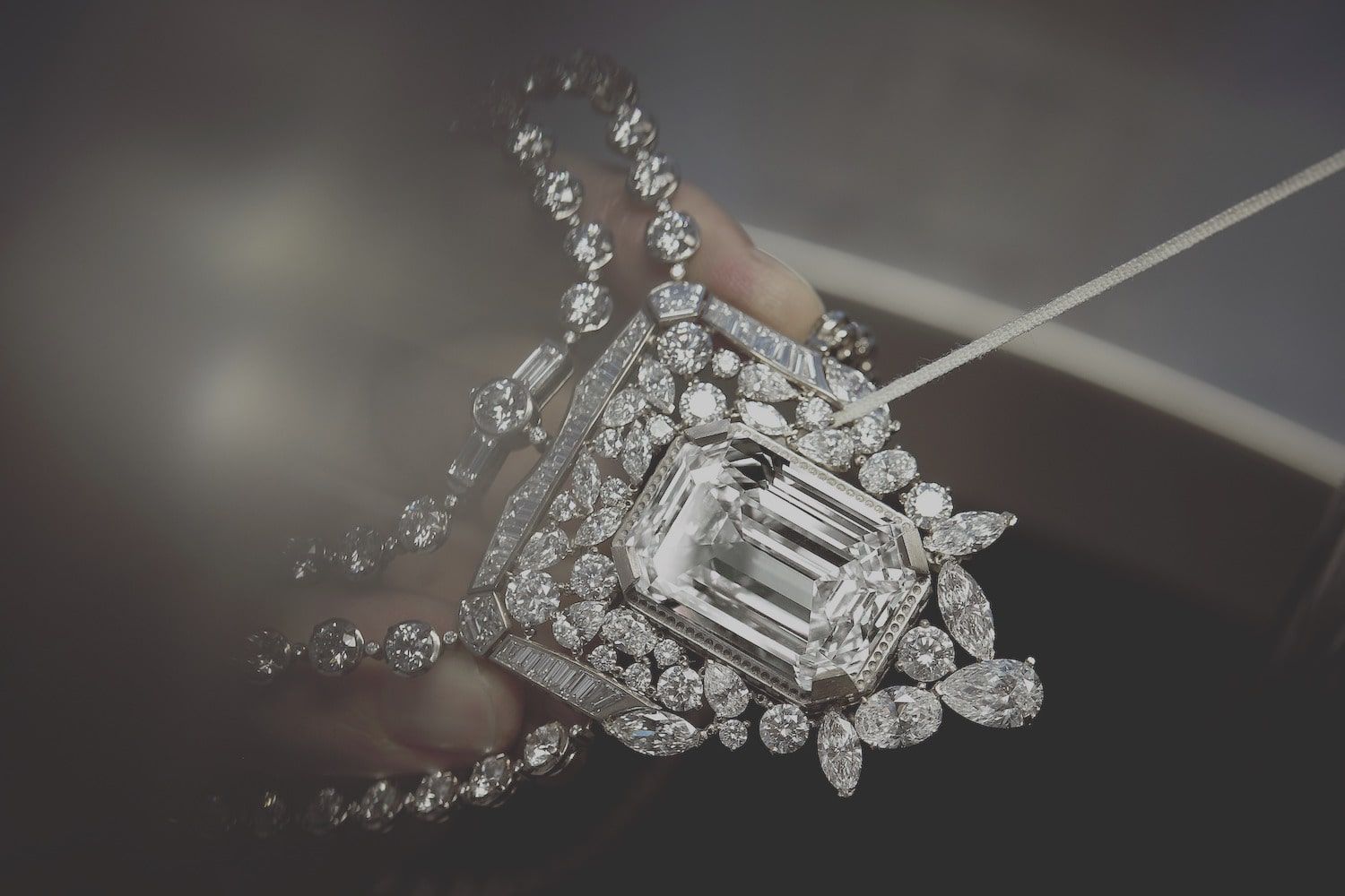 Chanel Unveils a 5555 Carat Necklace Celebrating 100 Years of the No 5  Scent