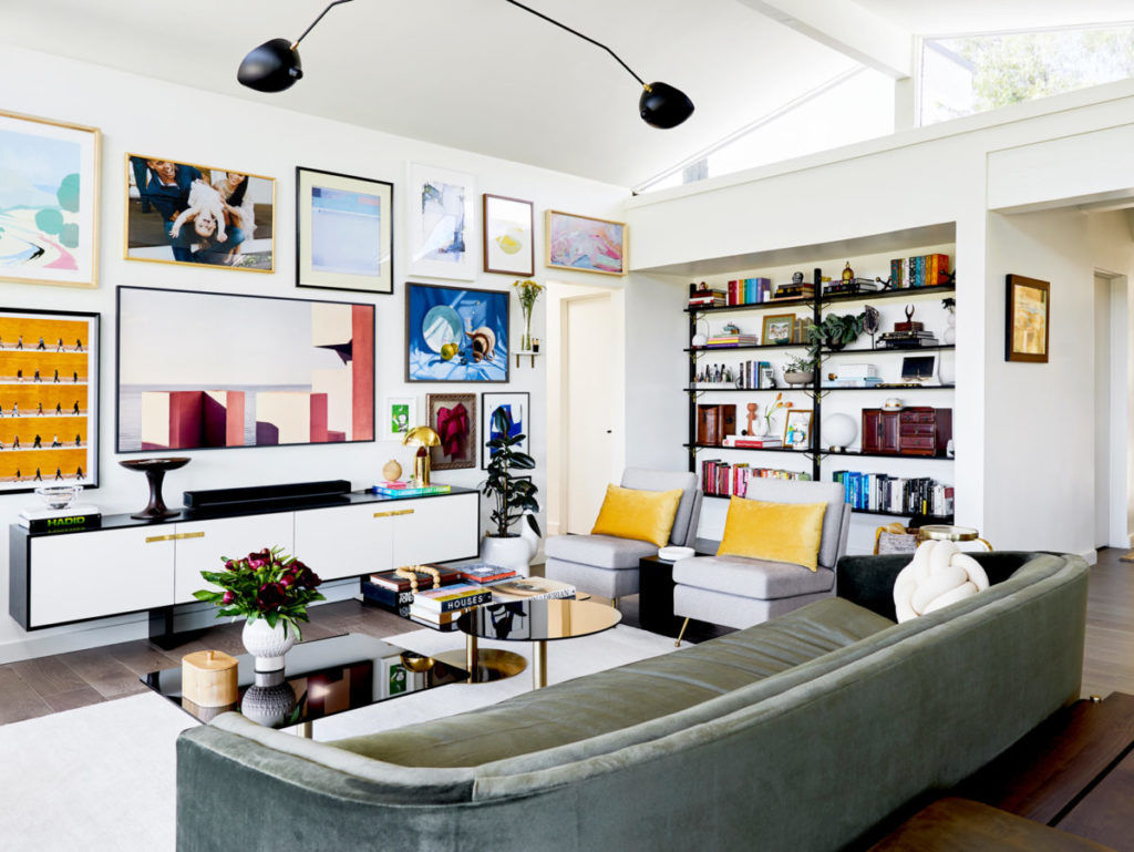Follow this guide when decorating a large living room wall space