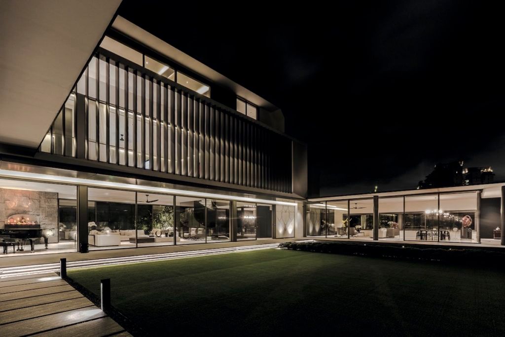 Bond Building’s bespoke window and door systems do more than look good