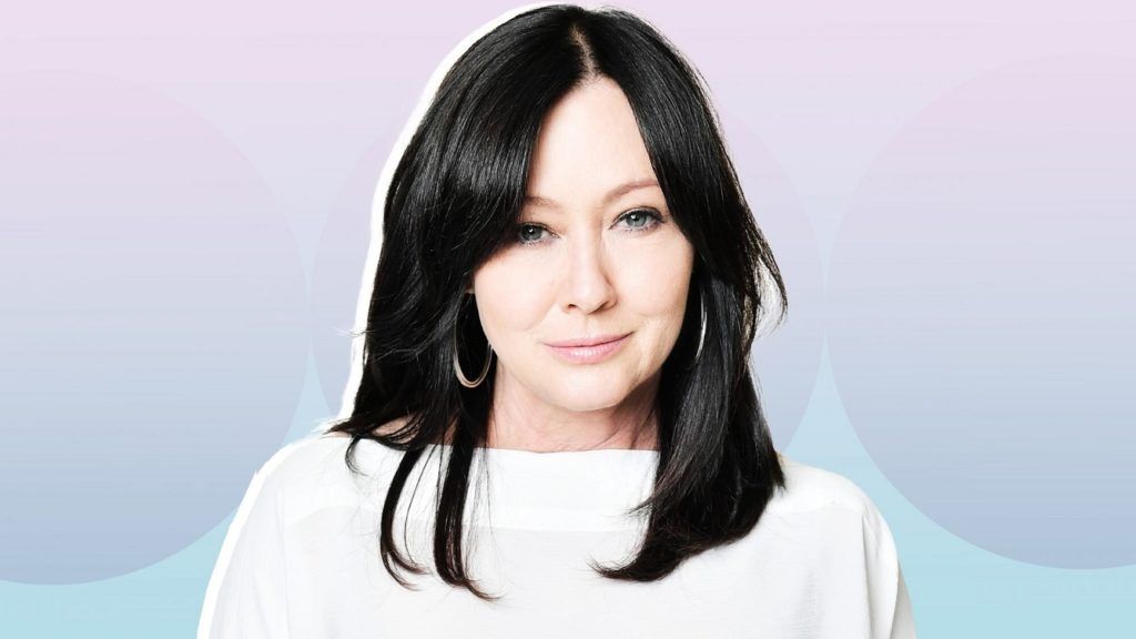 Shannen Doherty shares truthful photos from her personal journey with breast cancer on Instagram