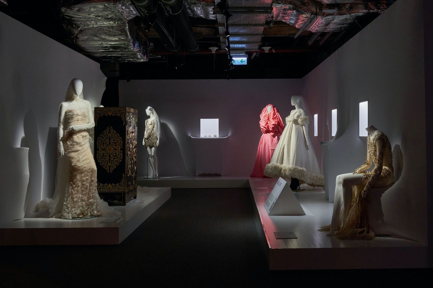 Savoir-Faire: The Mastery of Craft and Fashion Exhibition