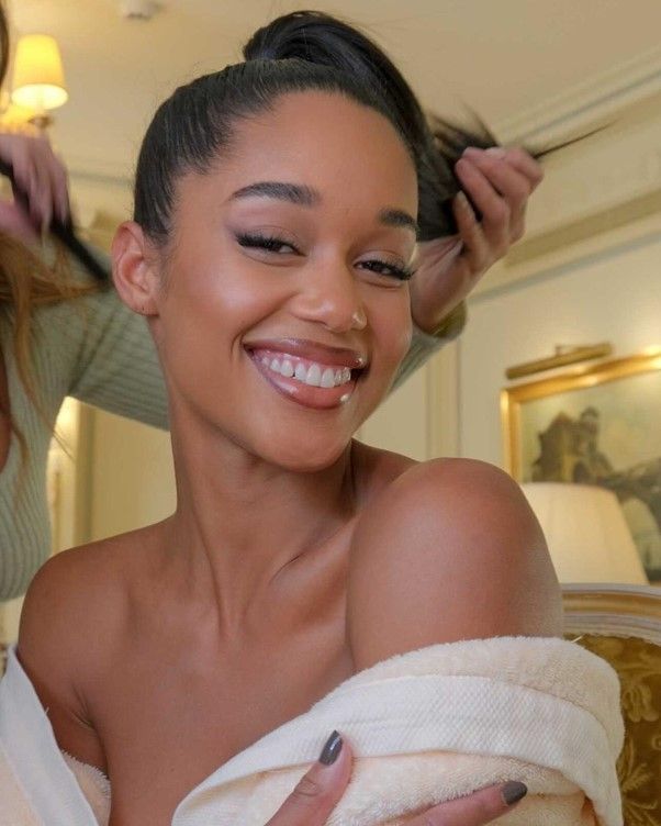 Trending makeup looks: Lip liner