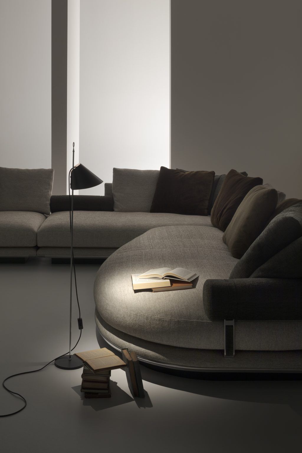 B&B Italia’s Noonu Sofa Combines Versatility And Comfort