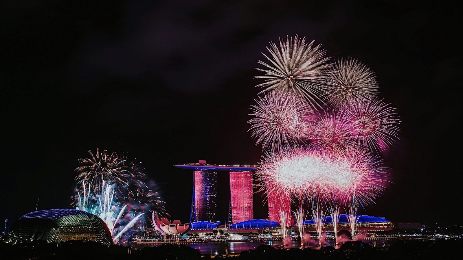The best bars to catch the National Day fireworks