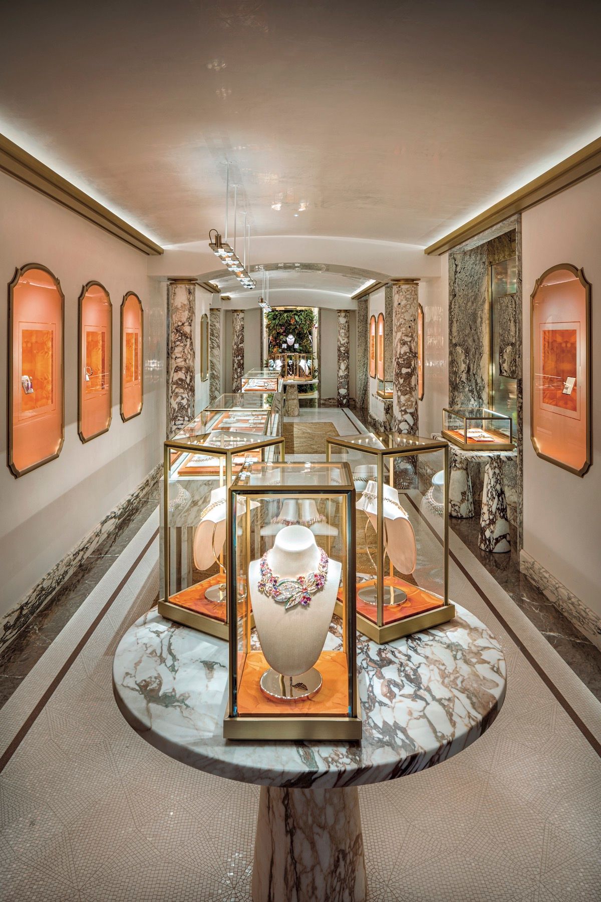 Peter Marino Works His Magic on Bulgari's Rome Flagship - The New