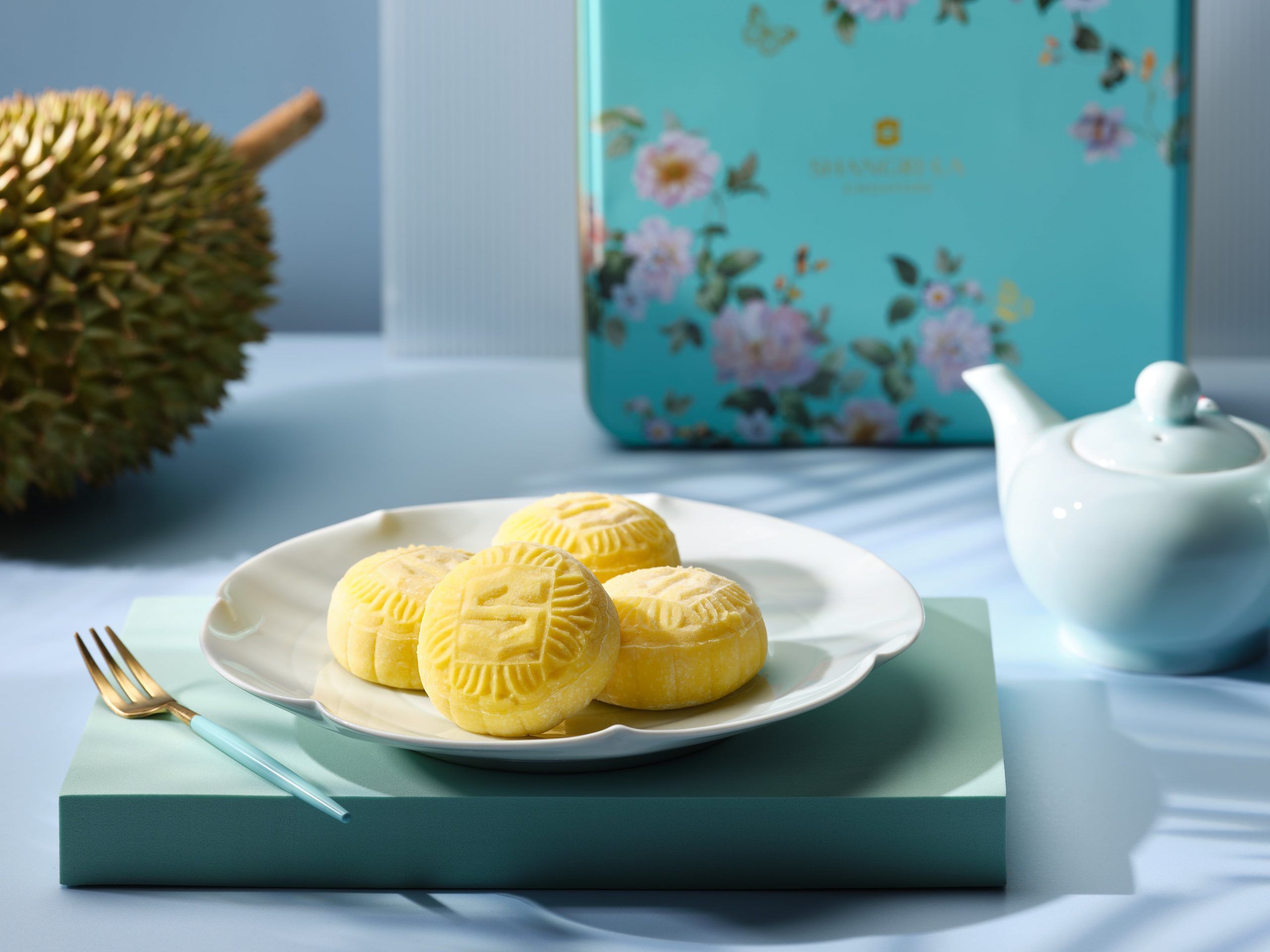 Mooncakes for 2022: The weird, the wonderful and the ones filled with  durian - CNA Luxury