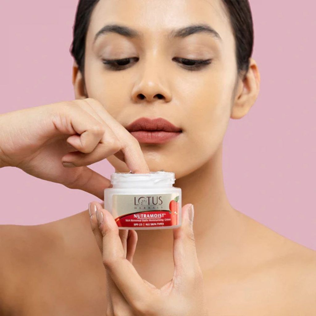 A complete guide to moisturisers and selecting the best for your skin