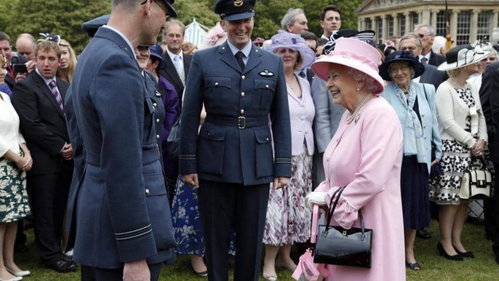 queen elizabeth launer handbag