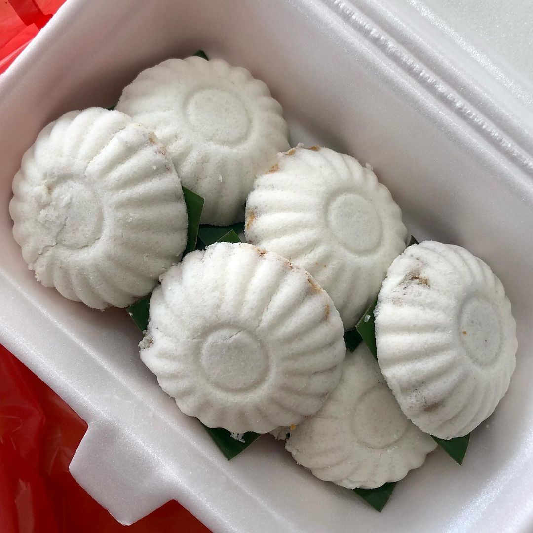 Where to find the best tutu kueh and putu piring in Singapore