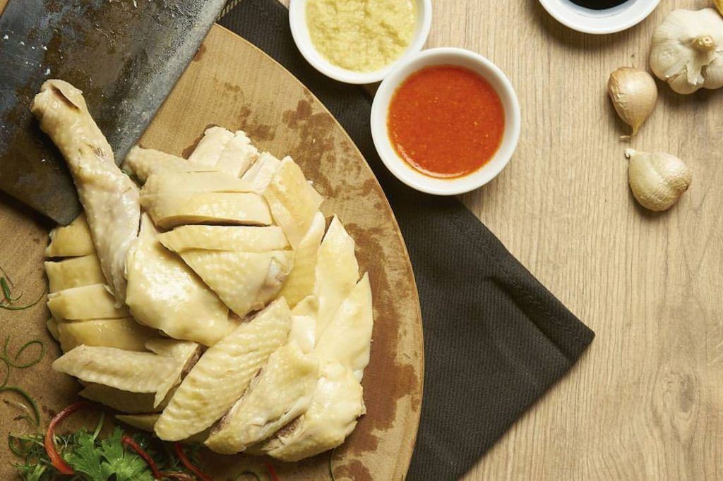 Where to find the best Hainanese chicken rice in Singapore