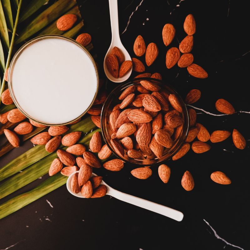 The benefits of almond and how add it to your diet