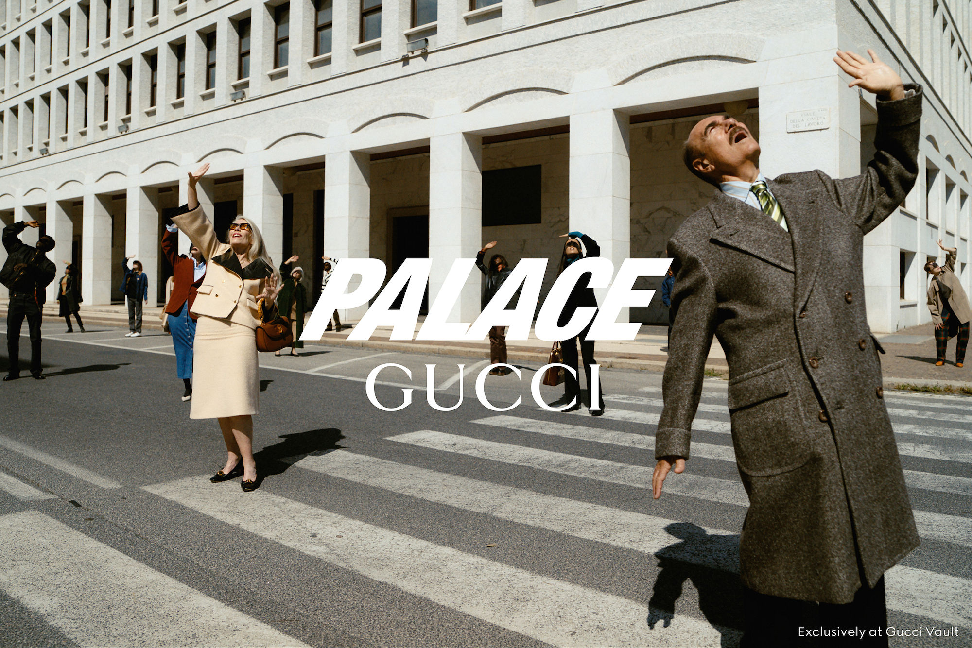 GUCCI × PALACE コラボ スライドサンダル　7 Palace × Gucci コラボコレクションが国内10月21日／10月22日に
