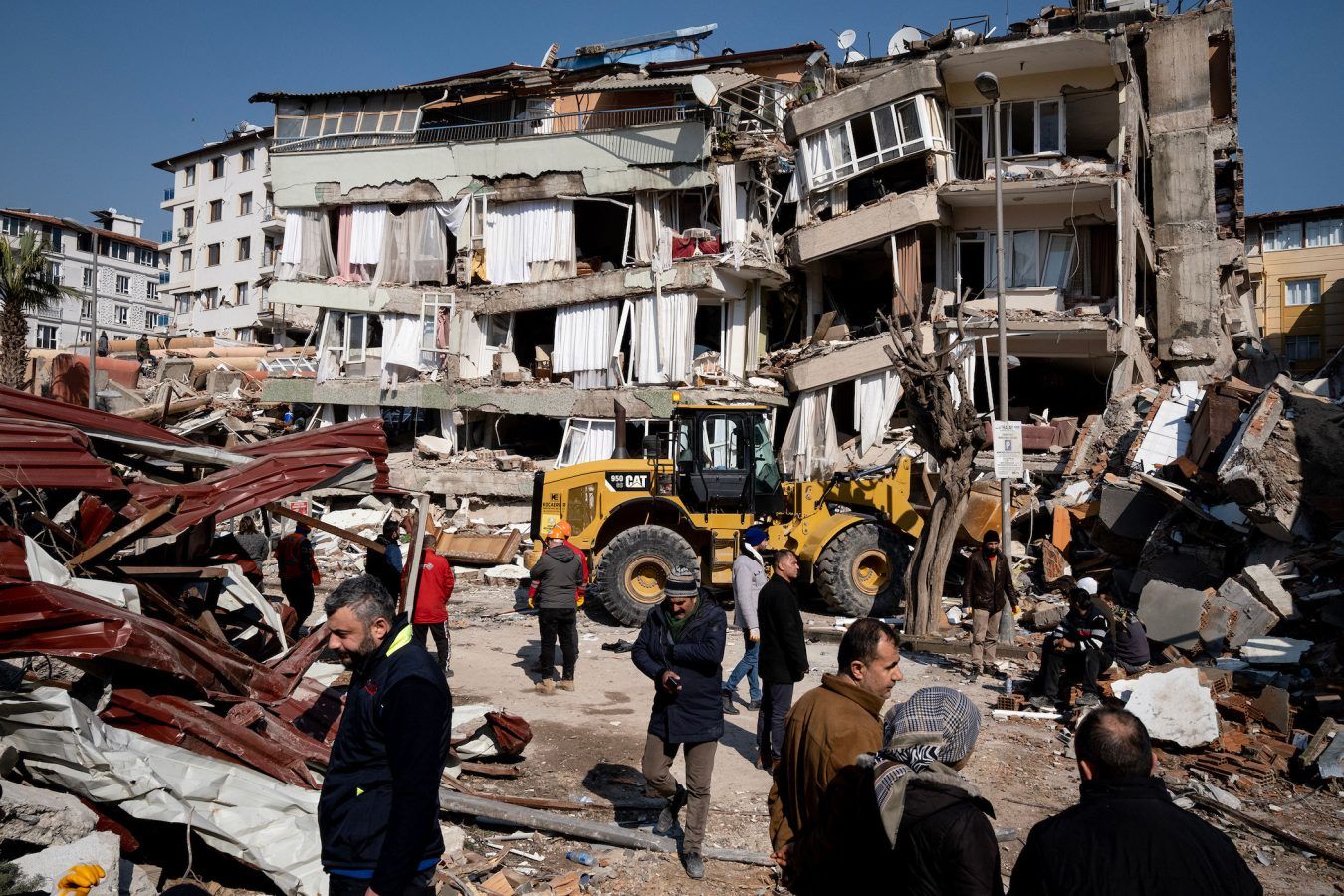 How To Donate And Help Victims Of The Turkey And Syria Earthquakes