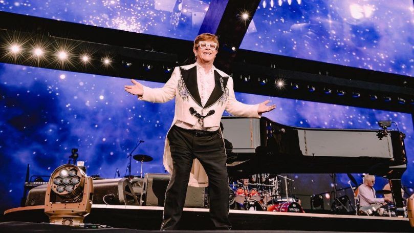 Elton John - Elton Farewell Tour