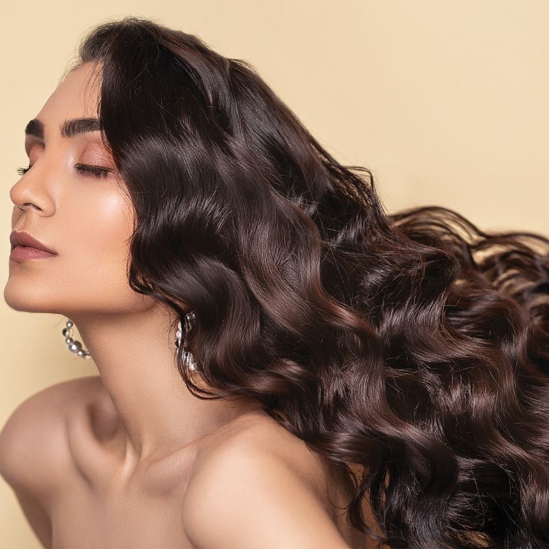 Applying raw onion juice on your scalp may reduce hair loss