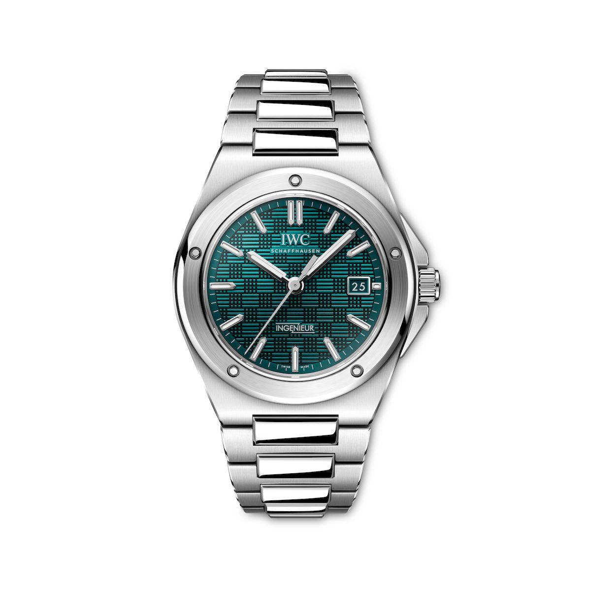 The IWC Ingenieur Automatic 40 watch revisits the Ingenieur SL Jumbo