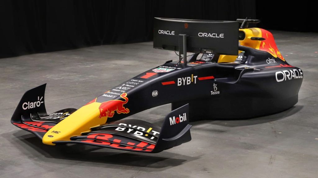 Red Bull presents an RB18-inspired F1 racing simulator that you