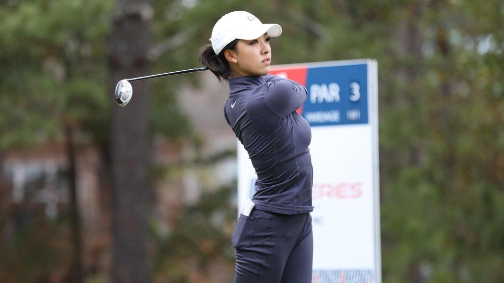 best asian female golfers - muni he