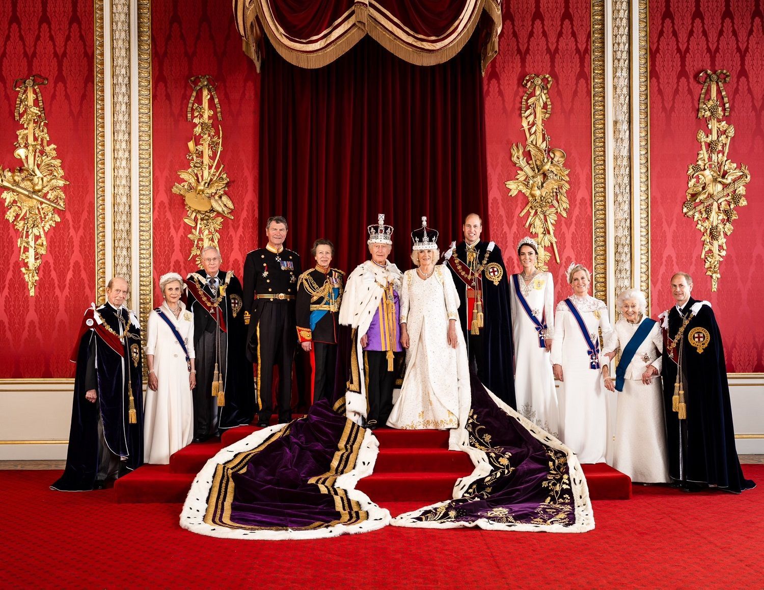 View The First Official Portraits Of King Charles III And Queen Camilla   King Charles Iii Coronation 1 