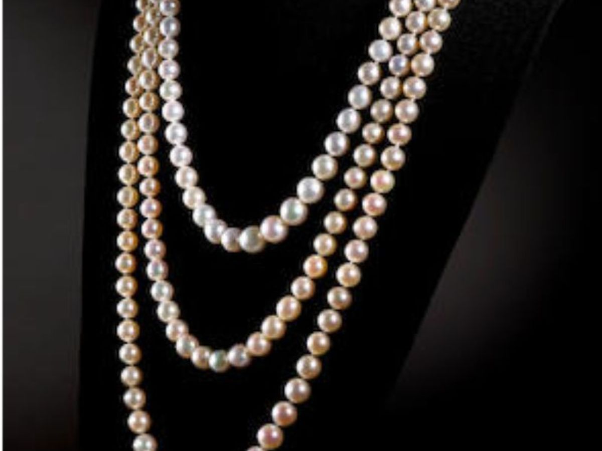 The most expensive pearl necklaces of all time and their history