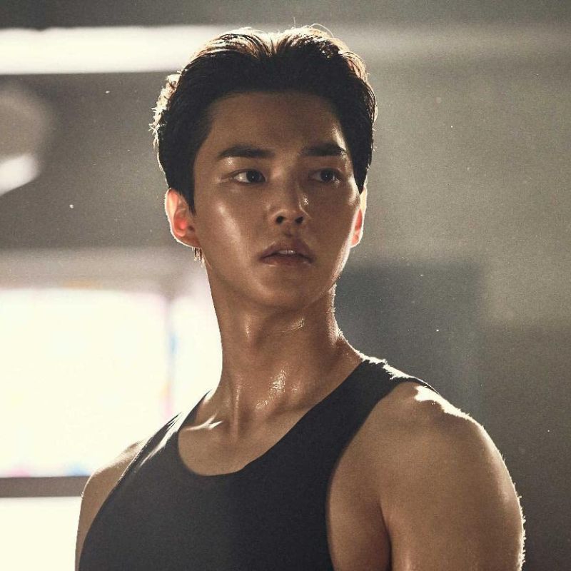 Get your weekly fix of K-dramas with these titles starring Song Kang