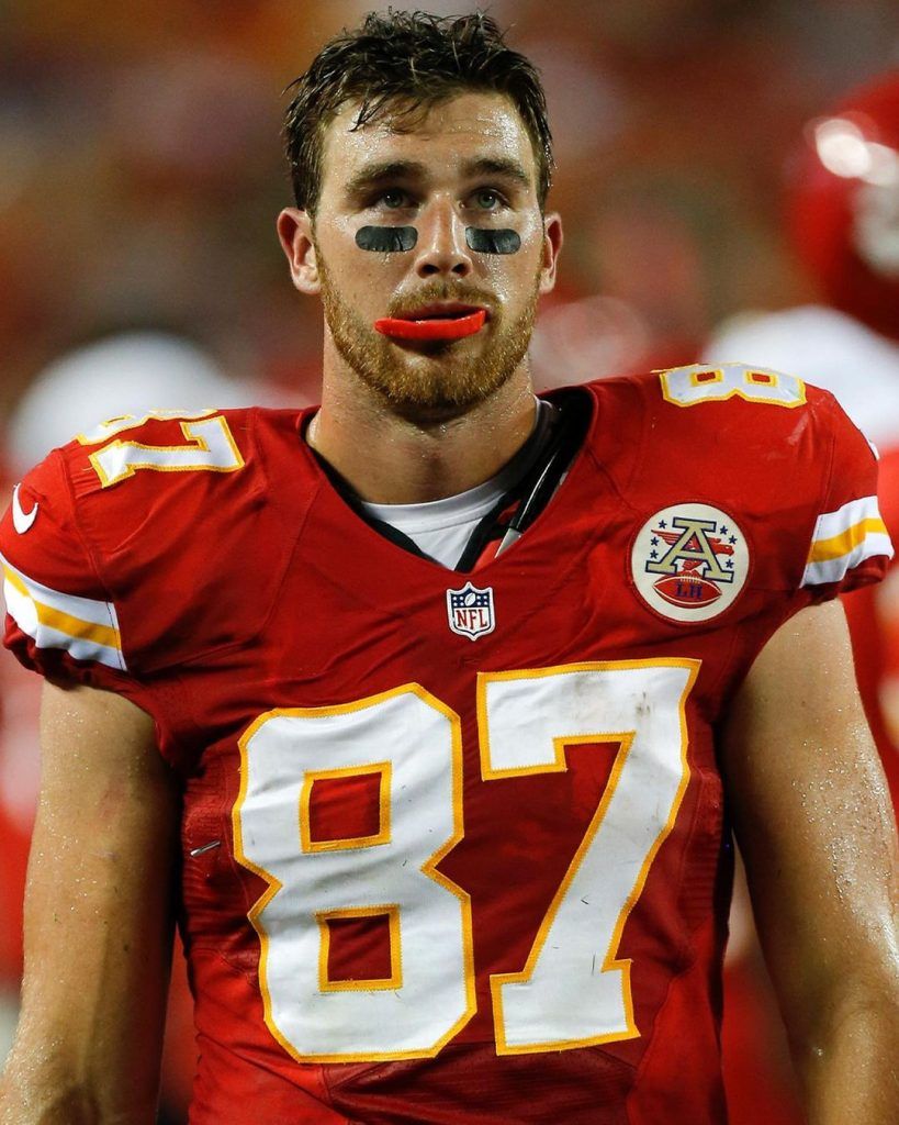 Travis Kelce Net Worth Overview Of Travis Kelce S Contract Including