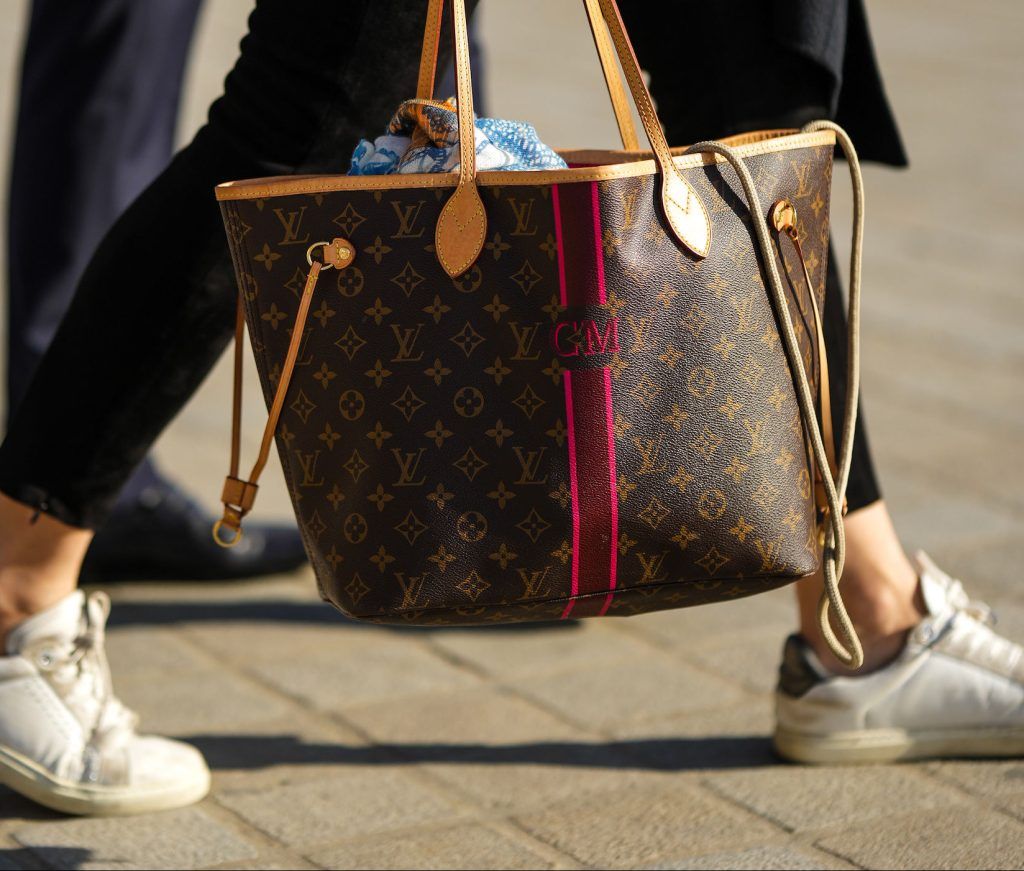 Louis Vuitton vs Goyard: Celebrity Tote Showdown -PurseBop