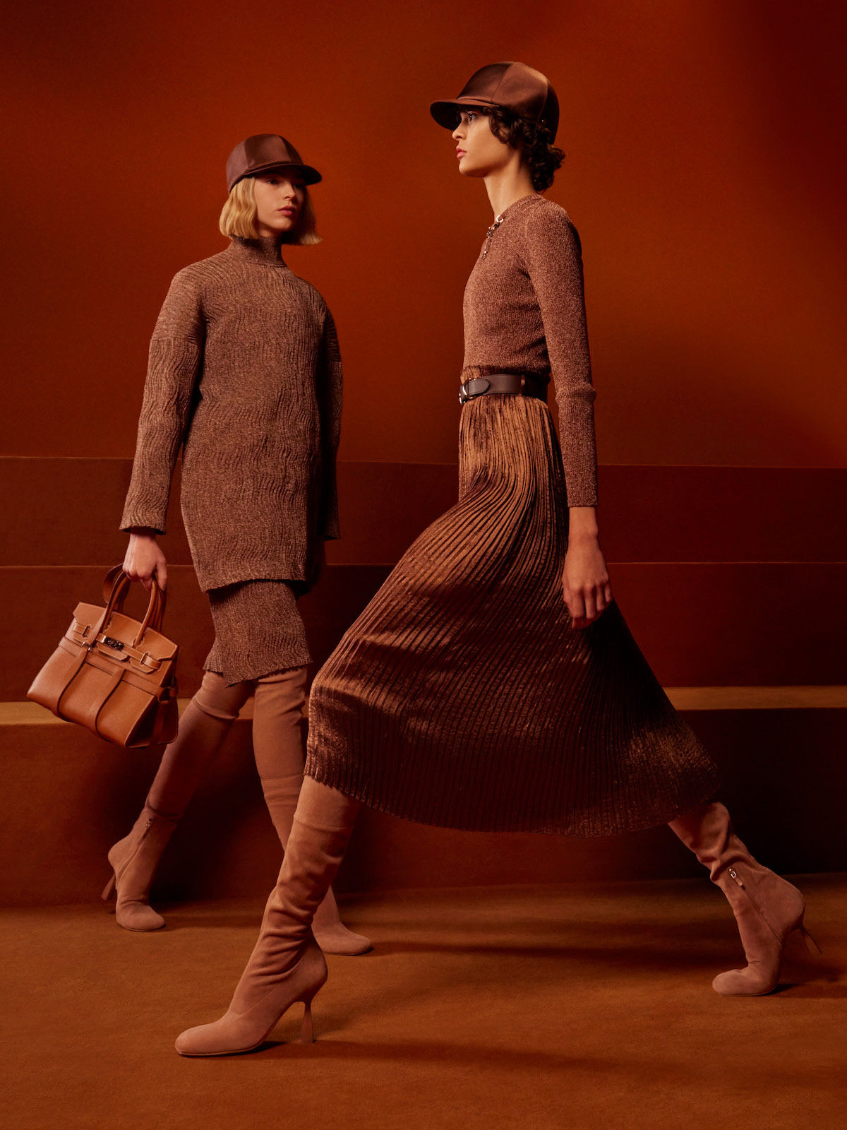 HERMES 秋の長袖 The Surprise Inspiration behind Hermès Women's Autumn/Winter 23