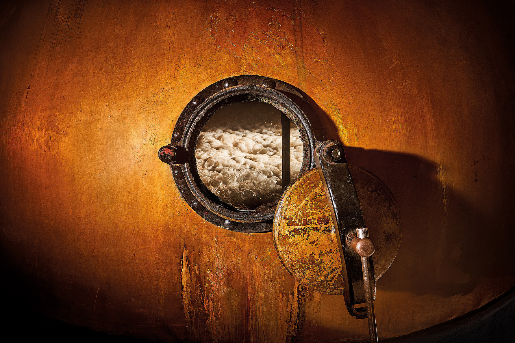 The Secret to Bowmore's Ultra-Aged Islay Single Malt Whiskies The Secret to Bowmore's Ultra-Aged Islay Single Malt Whiskies