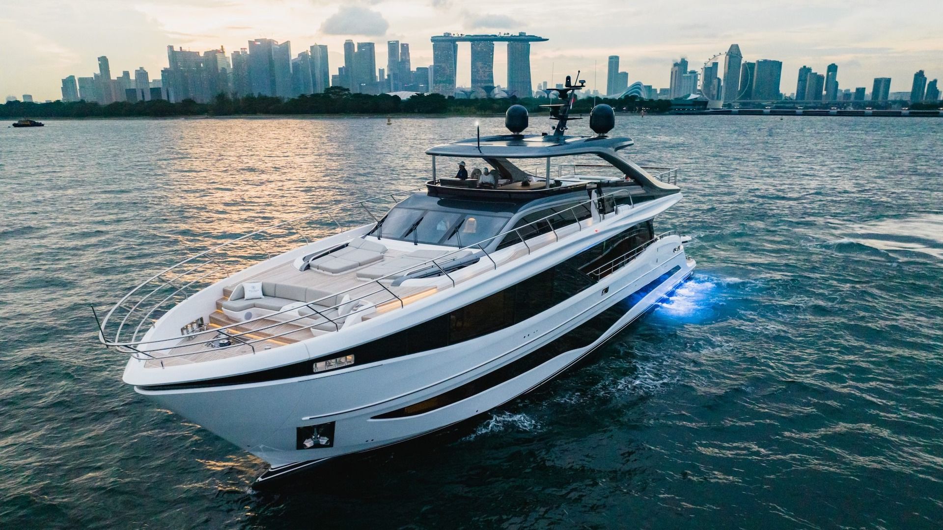 live-the-yachting-lifestyle-tips-tricks-and-insider-info