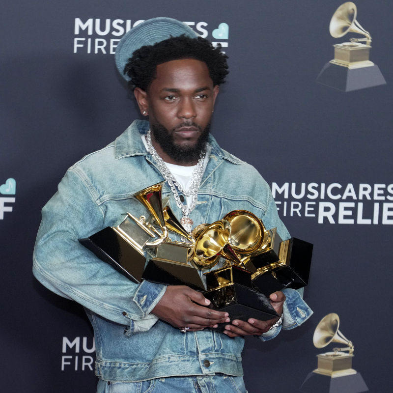 新品CD KENDRICK LAMAR VS DRAKE Found a Bootleg Drake vs Kendrick Vinyl from the 2024 Beef