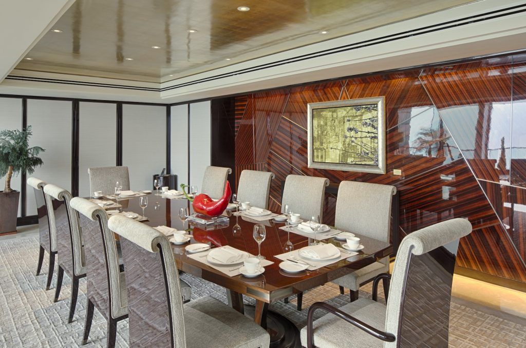hong kong hotels restaurants bars guide