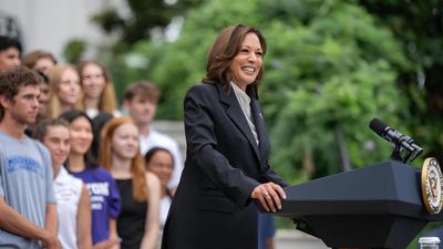Taylor Swift, Beyoncé, and other celebrities who endorse Kamala Harris
