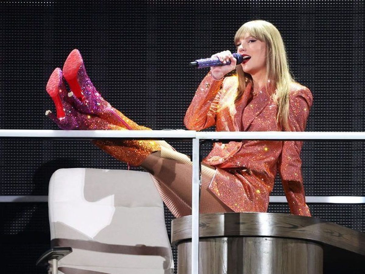 11 luxury fashion brands Taylor Swift wears frequently