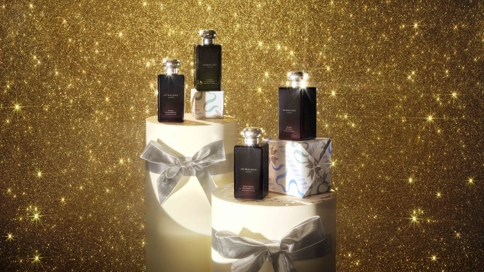 PERFUME レコード　セット　極美品 The Best Luxury Fragrance Gifts At Raffles City Singapore 2024