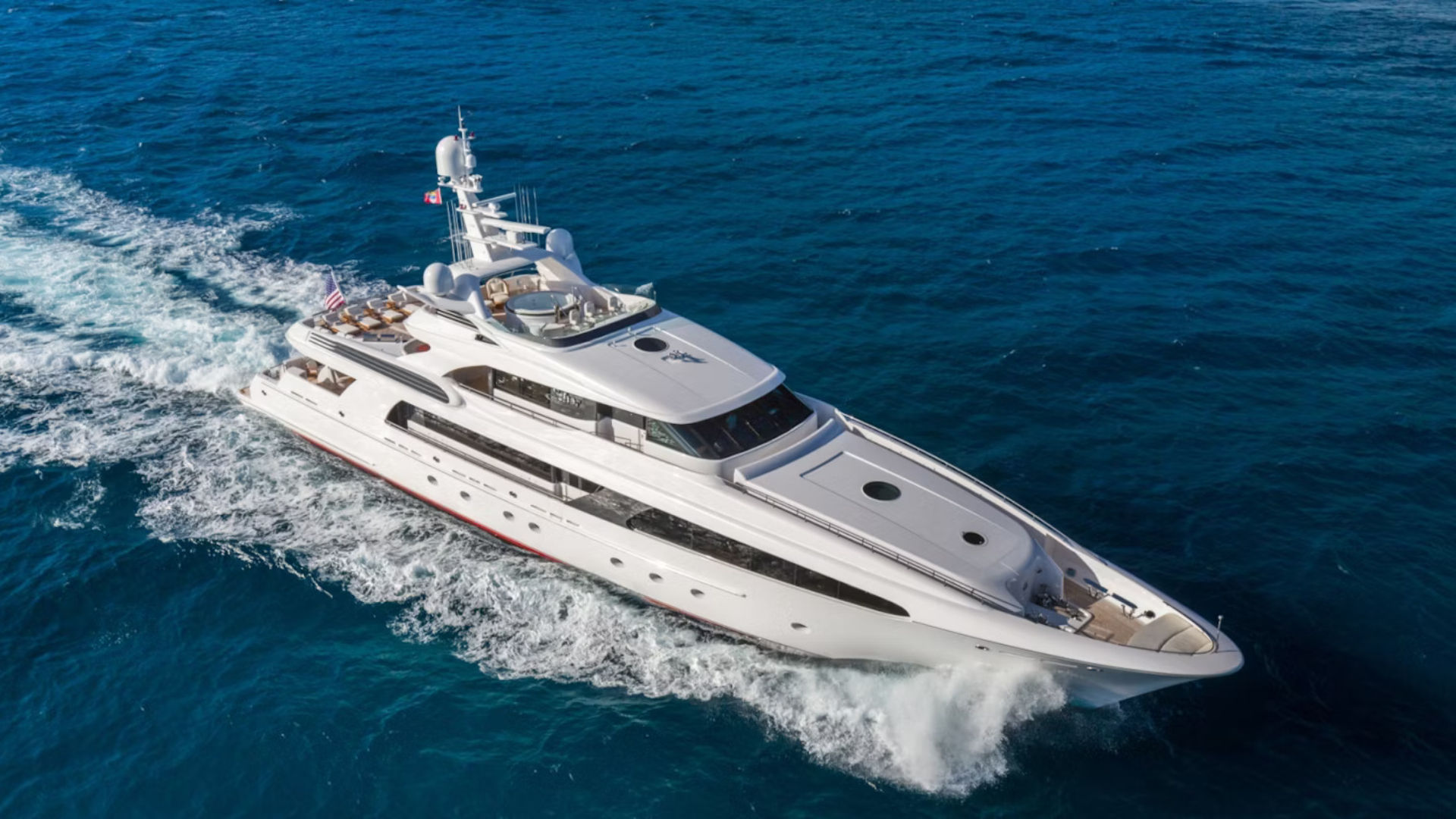 Usher yacht Entourage movie